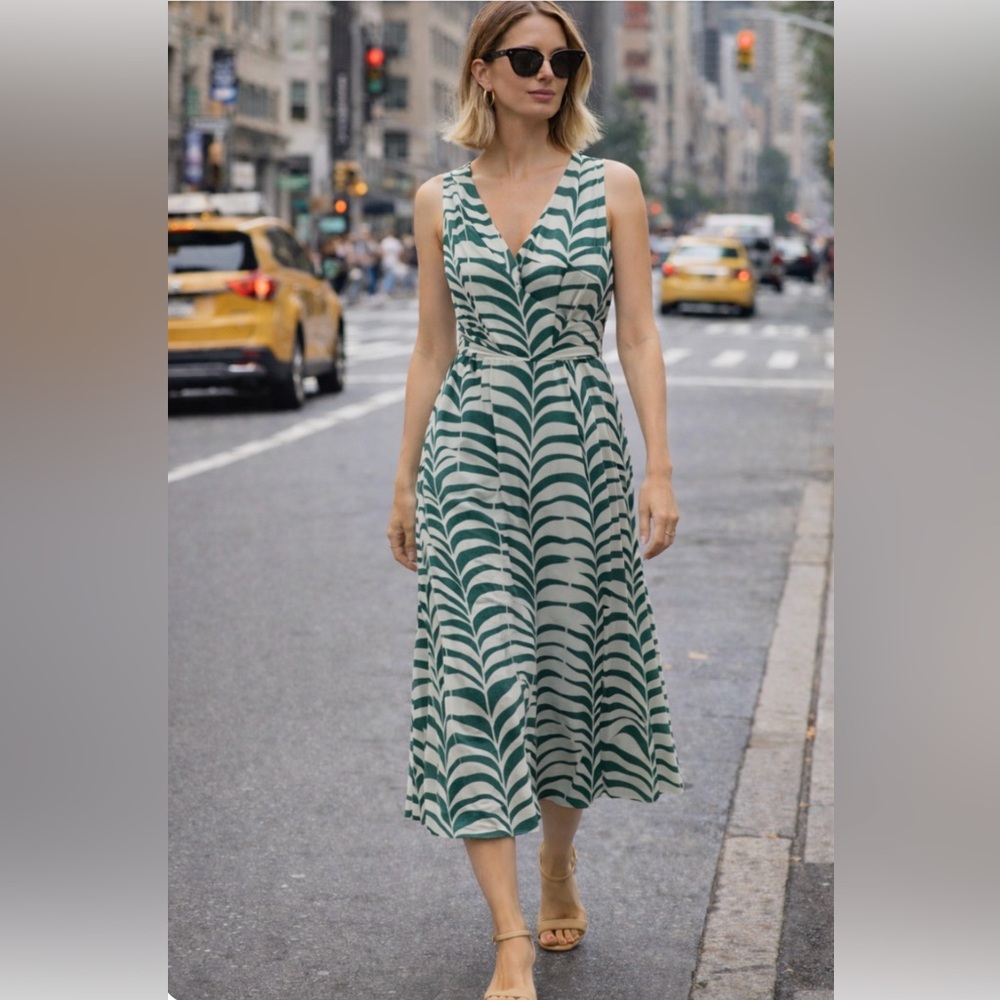 Banana Republic Green & White Pattern Maxi Dress